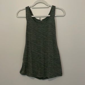 Under Armour Green Heat Gear Athletic Tank